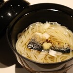 M - 焼き秋刀魚のにゅうめん