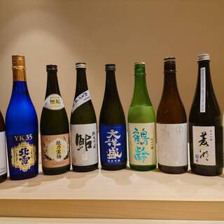 全国各地から厳選した日本酒をご用意しております