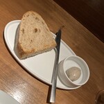 Yumanite - 天然酵母のカンパーニュと、シェフアレンジのバター