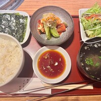 焼肉 しんうち 神楽坂 - 