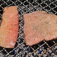 游玄亭 新宿 - 2024.12.03 (火)    ミックスランチ（赤身ロース焼、カルビ焼、エビ焼）　4200円（税込）