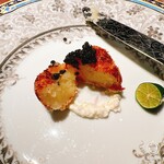 La maison du caviar 17℃ - 瀬戸内キャビアと熟成メイクイーンのコロッケ。