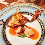 La maison du caviar 17℃ - オマールブルーのポワレ　ほうれん草とビスクのソース