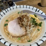 濃口背脂味噌らーめんと餃子 大福帳 - 