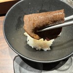 秋田牛玄亭 - お肉で、ご飯を巻き巻き