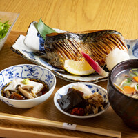 焼魚でごはん