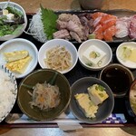 天然魚と七輪焼き 隠れ居酒屋 雑魚や - 