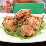 トリワイン ＰＩＫＯＳＨＨＨＵ - ピコシューのサクサクからあげ