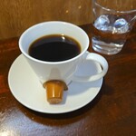 キッチン ブルー グローブ - ホットコーヒーのアップ