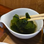 キッチン ブルー グローブ - 具沢山なスープ