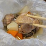 キッチン ブルー グローブ - まずは、１つ目のチキン