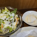 キッチン ブルー グローブ - サラダ、お新香のアップ