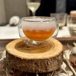 ラチュレ - みかんとコリンキーのジュレ、オレンジリキュールのいくら