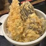 うどん 四方吉 - 【2024.12.3(火)】ミニ天丼