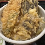 うどん 四方吉 - 【2024.12.3(火)】ミニ天丼
