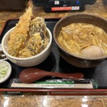 【2024.12.3(火)】豚カレーうどん（並盛・350g）＋ミニ天丼1,380円