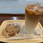 ドトールコーヒーショップ - 料理写真:ソフトクッキーチョコと、アイスカフェラテ（M）