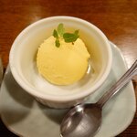 釜めし菜時記 さき亭 - コースのデザート、ゆずのアイスクリーム