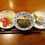 釜めし菜時記 さき亭 - コースの前菜、ローストビーフのマリネ、かぼちゃの煮つけ、ごま豆腐