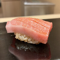 札幌 鮨 よこ田 - 北海道産本マグロの中トロ