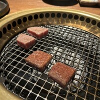 和牛とタン 焼肉 とみ 新橋本店 - 