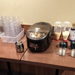 博多かわ屋 - フリーコーナー