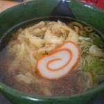 Tennen Onsen Kaiou Nai Oshokuji Dokoro Kaiou - 「白えびかき揚げ天玉うどん」オレンジの渦巻が色鮮やか