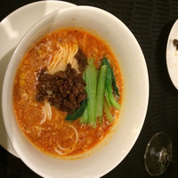 スーツァン・レストラン陳 渋谷店 - 坦々麺 豆乳スープ 濃厚なパンチが効いた味わいです