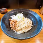 自家製麺 TANGO - 和え玉(塩鶏油)麺半分