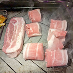 サムギョプサルと韓国屋台ベジテジや - メニュー