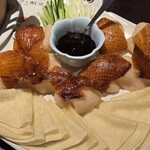 絶品小籠包 満月廬 新宿パークタワー店 - 北京ダック8枚