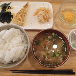 トーコーキッチン - イタリアンオムレツ 副菜二品、豚汁、ご飯 + 生卵 + 納豆