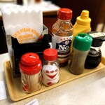 ジャッキー ステーキハウス - 卓上調味料