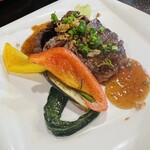 福島牛ステーキと肉汁ハンバーグ 文や - 牛ランプ肉