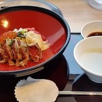 Yakiniku Toraji - 贅沢丼