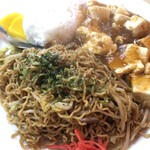 かっぱ飯店 - ソース焼きそばとあっさり麻婆豆腐がご飯に合う！