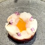 焼肉うしごろ - 季節の匠コース 冬　❺北海ボタン海老の和牛ユッケ