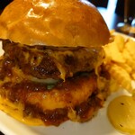 66 - ソースの溢れっぷりが…暴れっぷりが美しいことよ