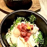 焼肉うしごろ - 季節の匠コース 冬　13.厳選赤身と海鮮の石焼きご飯