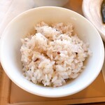 カルーナ - 健康的な美味しいご飯、おかわりしました。
