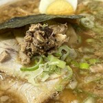 とんこつラーメン めんくい - 