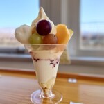 オウ ショウ カフェ - 朝パフェ