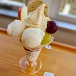 オウ ショウ カフェ - 朝パフェ