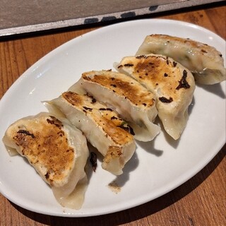 元祖はこだてラーメン おんじき庭本_1