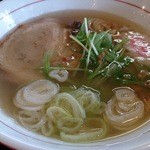 塩らーめん　680円（新価格）