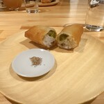 茶月斎 - ダルマタイとこくわの春巻き
      
      