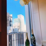 香港1997 - 最高の青空を見ながらのランチ最高です