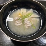 食堂みかん - 白いモヤは鱈の白子を崩したもののようです。