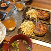鉄板和食とワイン 萬鉄 - 