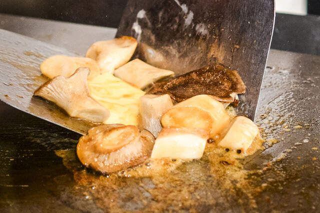 もんじゃ焼き 鉄板居酒屋 鑠鑠 名駅店 （シャクシャク【旧店名